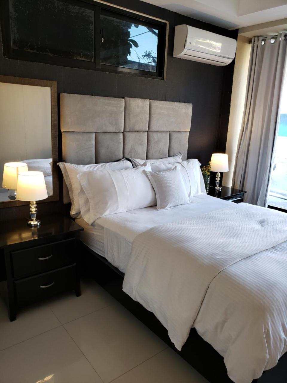Hotel Santa Clara Сан-Фернандо-де-Монте-Кристи Экстерьер фото